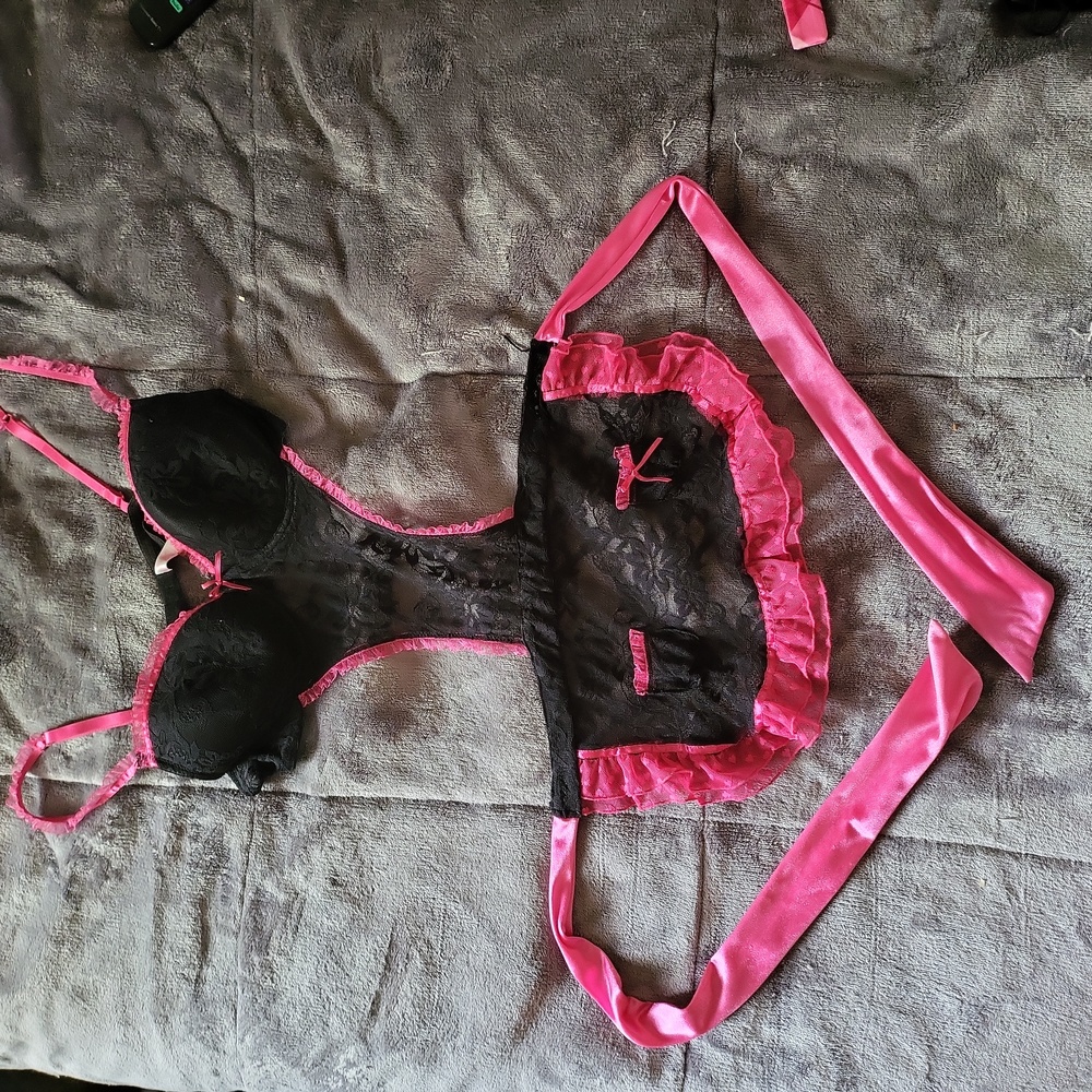 Naughty maid chemise